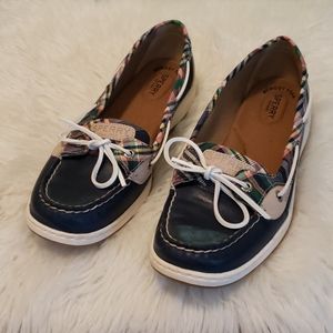 Sperry navy blue and plaid boat shoes (11)